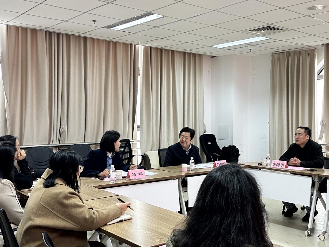 e4fdf62cf3b87833da54e7f2c2c00d4